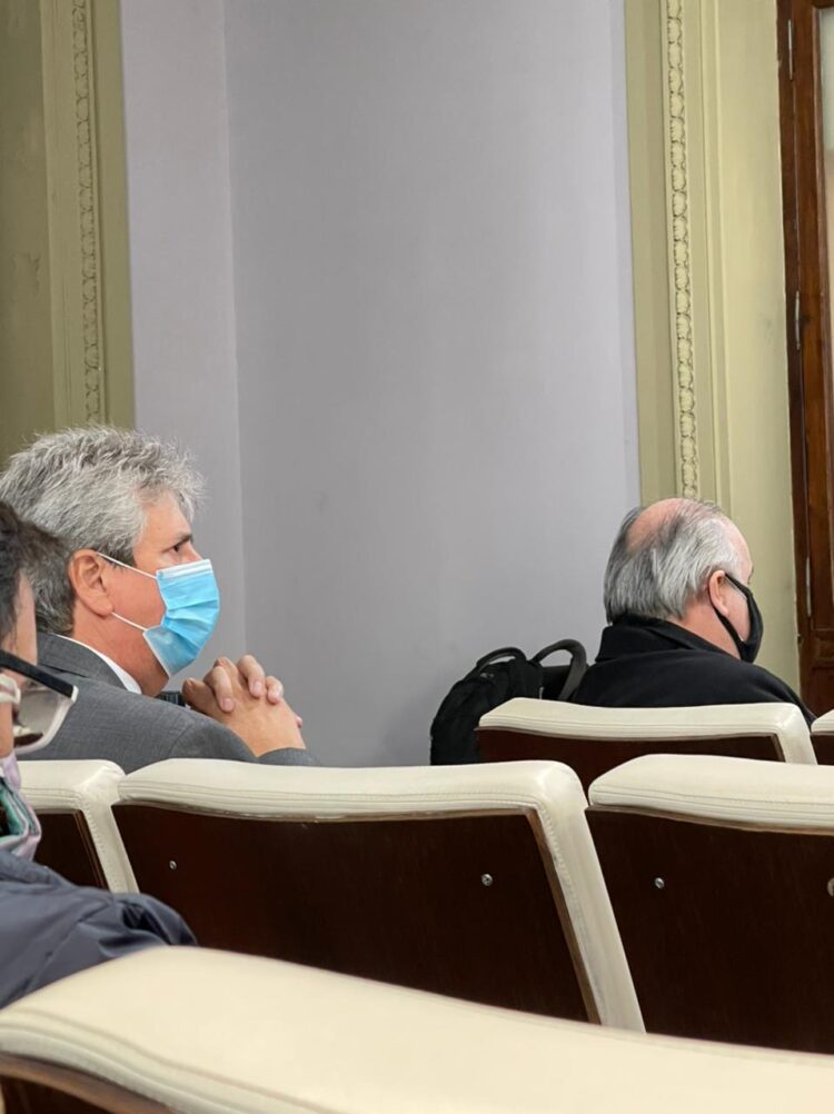 El gobierno montó un escenario tramposo que al final no salió: Los ministros anunciaron su “acuerdo” en soledad mientras la Mesa de Enlace se sacaba fotos en la Rosada