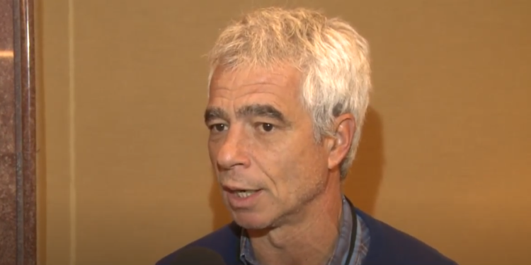 Guillermo Alonso es asesor agrícola y lamenta el cierre de exportaciones de carne: “Esto provoca que el productor no haga más que achicar su paquete tecnológico”