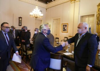 Se confirmó el peor escenario para la cadena ganadera: cupos para reducir 50% las exportaciones y prohibición de siete cortes populares