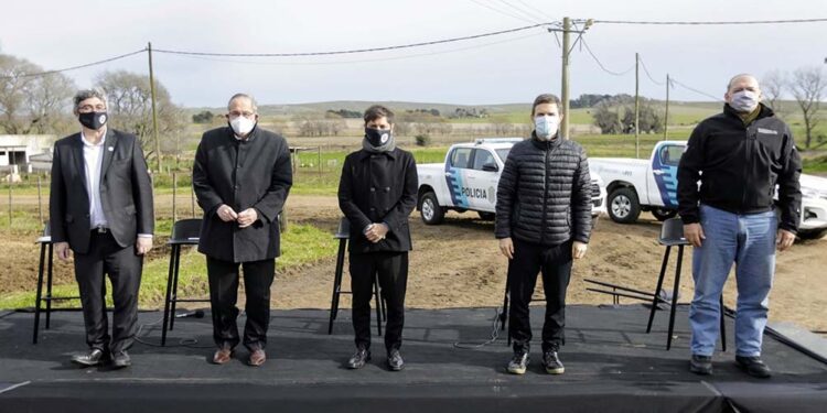 Kicillof promete mil millones de dólares blue hasta 2023 para un plan de Desarrollo Rural