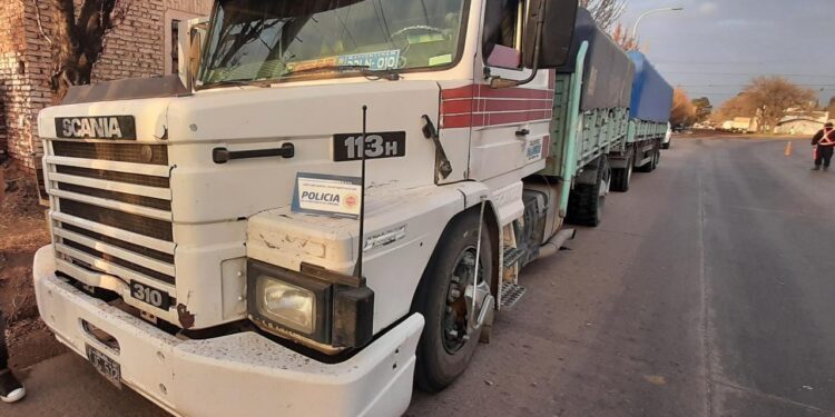 Cuál es la lección principal del insólito accionar de la banda que robó y vendió en el mismo día 300 toneladas de soja