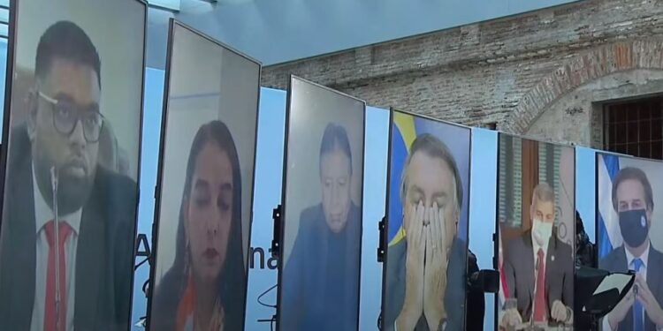 Cumbre del Mercosur: Argentina dejó la presidencia, Bolsonaro se la pasó bostezando y Alberto le dijo a Lacalle Pou que “respetar la ley es una regla”