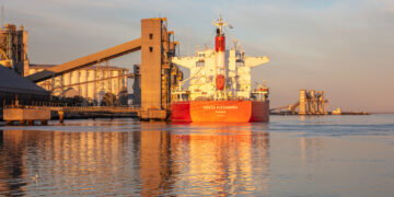 Se agrava la crisis de la bajante del Paraná: Para originar maíz en los puertos bonaerenses se pagan “premios” superiores a 40 u$s /tonelada
