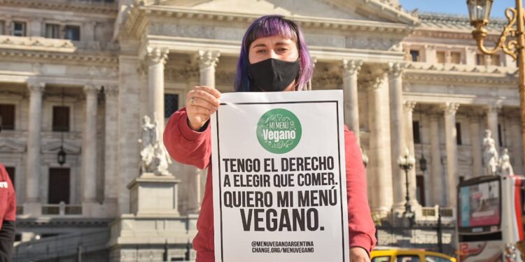 Diputada de La Cámpora promueve un proyecto para garantizar la oferta de un menú vegano en todas las dependencias del Estado
