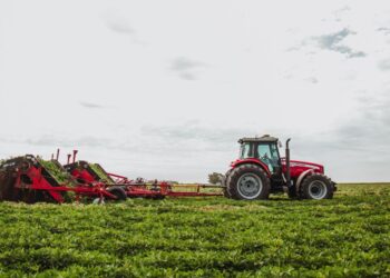 Una industria cordobesa sale a tentar a los productores para que incorporen el maní a su rotación de cultivos bajo siembra directa