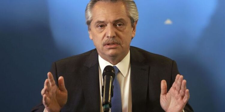 ¿Qué podía fallar? En junio el ganado de exportación bajó hasta 20%, mientras que la carne para los argentinos se encareció así