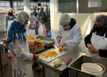 Alma Mercedina: La cooperativa que se asoció con una cooperadora para agregarle valor a las frutas de Mercedes