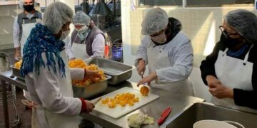 Alma Mercedina: La cooperativa que se asoció con una cooperadora para agregarle valor a las frutas de Mercedes