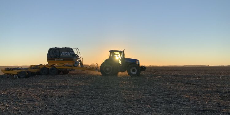 Cosas que pasan en la Argentina: La cebada forrajera tiene un precio FAS superior al del trigo pan a pesar de tener un FOB mucho más bajo