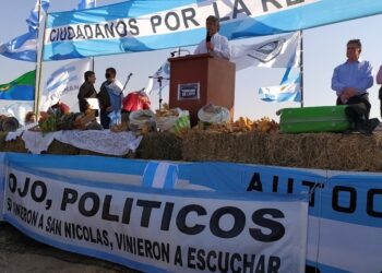 ¿Cuál es la estrategia de los sectores que convocaron al acto de San Nicolás para continuar con la protesta?