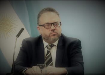 Kulfas repite la carne: Volvió a prometer que es inminente un decreto que flexibilizará el cepo a las exportaciones