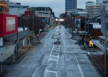 Nueva liquidación masiva de contratos de materias primas provocó una baja generalizada de precios de los granos