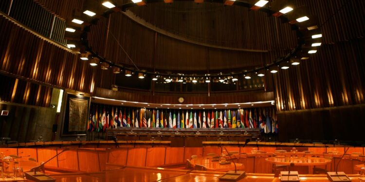 Sequía de divisas: Argentina se cayó del mapa de las inversiones extranjeras directas