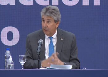 Martins aprovechó un acto oficial para volver a pedir al gobierno que reactive el congelado proyecto del Consejo Agroindustrial Argentino