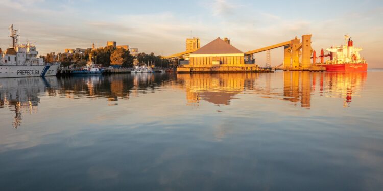 Los puertos del sur bonaerense ahora también le compiten a los de Rosario con la soja