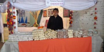 El Tucumán más dulce: Sebastián Capó heredó de su padre el arte de hacer golosinas a partir de la miel de la caña de azúcar