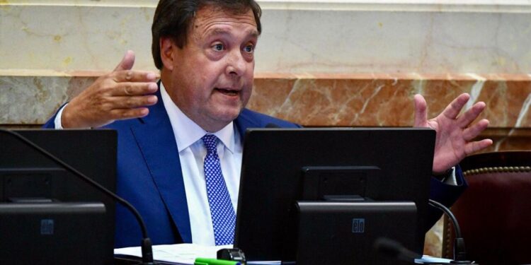 El ex gobernador de Río Negro Alberto Weretilneck es el nuevo presidente de la Comisión de Agricultura del Senado: Agradeció el nombramiento a Cristina y al Frente de Todos