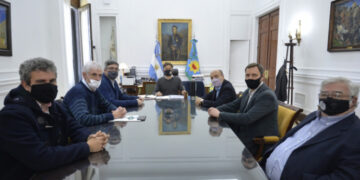 Carbap se reunió con Kicillof: El gobernador bonaerense habló de todo menos del “cepo cárnico”