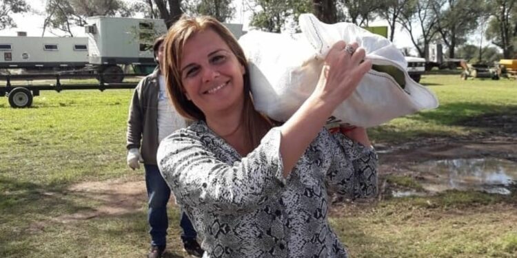 Las nuevas caras del agro en la política: Paola Campitelli cree que el sector se esfuerza en aumentar los rendimientos pero que por las leyes que se aplican eso queda en la nada