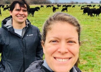 Lara y Julián, un matrimonio de jóvenes productores que será protagonista de una miniserie sobre el agro argentino