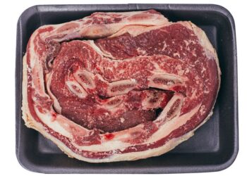 El verdadero círculo rojo: Diez empresas frigoríficas concentran 55% de los cupos para exportar carne y 61% de la Cuota Hilton