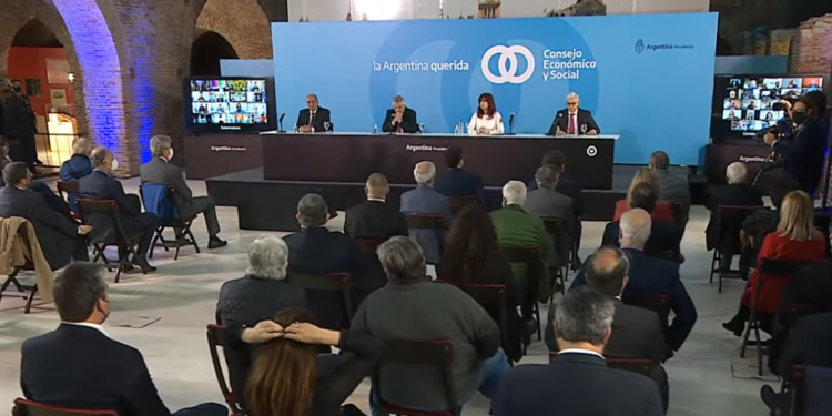Alberto Fernández presentó el proyecto de promoción agroindustrial para “ponerle fin a una disputa de años”