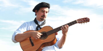 La Peña del Colorado: Francisco Penacino, cantautor y soguero, aprendió de sus mayores y de cada pueblo donde creció en la pampa bonaerense