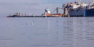 Récord de exportación de maíz en los puertos bonaerenses por el agravamiento de la bajante del río Paraná