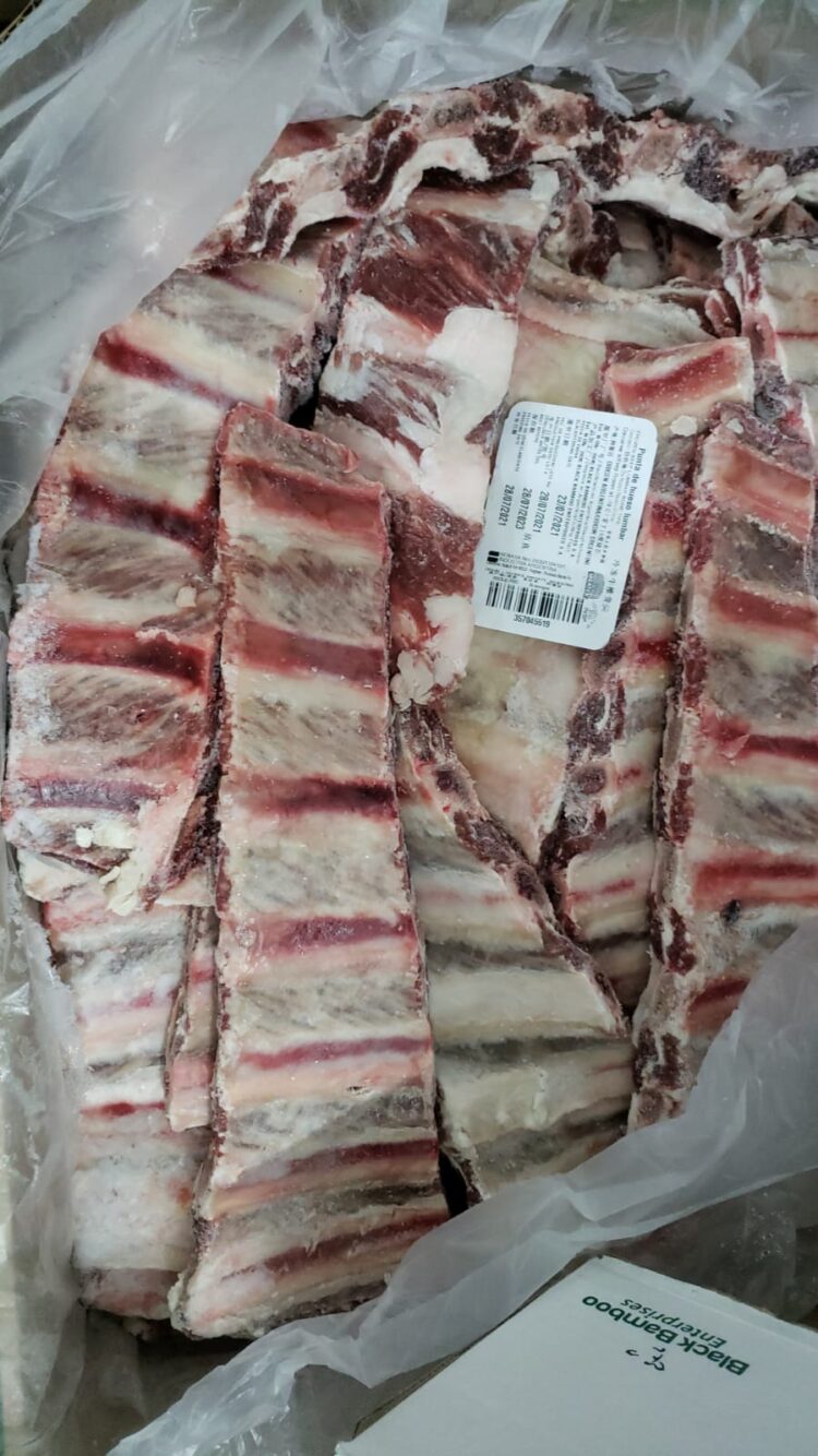 ¿Es asado o no es asado? La Aduana escracha frigoríficos con pruebas endebles, pero para enfrentar sospechas serias de contrabando se hace la boluda