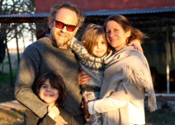 Pablo trabajaba en sistemas, hasta que se puso a elaborar harinas en un molino de piedra: “Si uno no cambia lo que hay en su corazón, nada cambiará en el mundo”