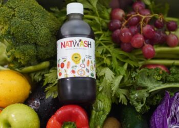 Se retomó la entrega del sello “Bioproducto Argentino” y el primero de este año fue para una solución antimicrobiana para limpiar frutas y verduras