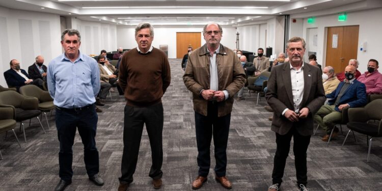 El paro agropecuario no prosperó y habrá una protesta “light” del campo, esperando por una reacción del ala más moderada del gobierno