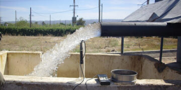 Ante la crisis hídrica, en San Juan quieren modificar las tarifas a regantes y comenzar a cobrar el agua de pozo