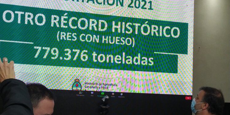 Sobre los extraños cálculos del ministro Domínguez respecto de las exportaciones “récord” de carne en 2021, y de cómo sigue la película del cepo