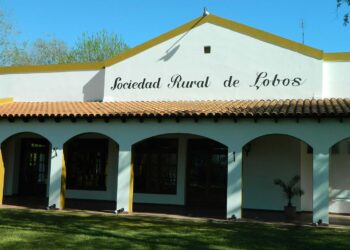 Estudios realizados por la Sociedad Rural de Lobos determinaron que la producción agropecuaria no es generadora de procesos de contaminación de agua ni suelos