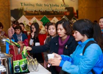 De la mano de Taragüí, la yerba mate argentina se vende por primera vez a Vietnam. ¿Y qué?
