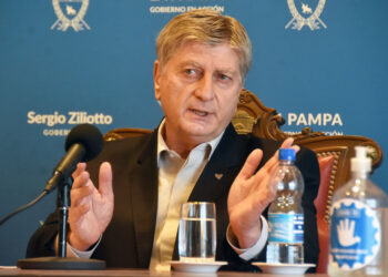 Un solo gobernador salió a defender la extensión del cepo a la carne: Los productores de esa provincia se agarran la cabeza