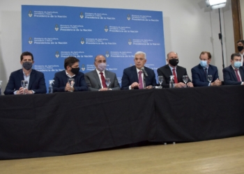 Al final el gobierno terminará cagando a los ganaderos: Para “liberar” la vaca conserva creará otro cupo y estirará el cepo hasta fin de año