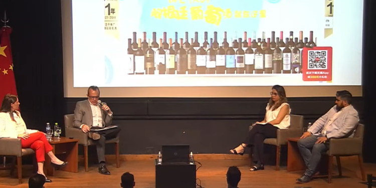 Sergio Spadone reveló cómo hacen los chinos para que no “duela” tanto pedir un buen vino en un restaurante