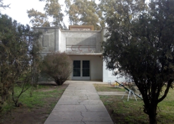 “Cinema Paradiso” en el medio del campo: Con menos de 40 habitantes, Colonia Lapin reabrió su cine rural para mantener vivo el legado cultural de los primeros colonos