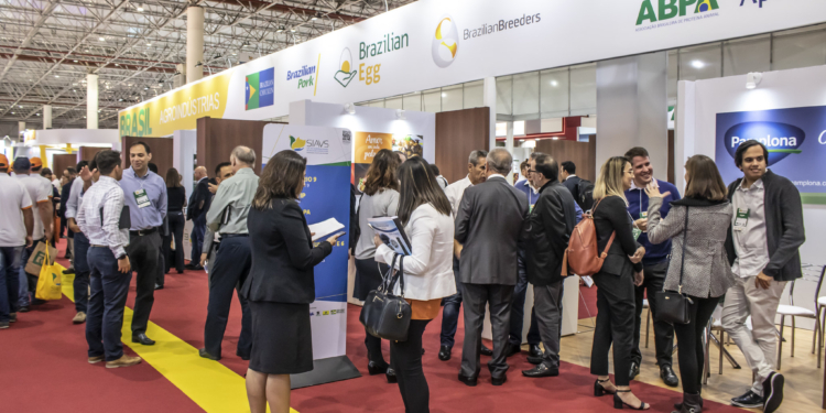 ¿Cuál fue el plan agroindustrial que hizo de Brasil una potencia exportadora de proteínas cárnicas con valor agregado en origen?