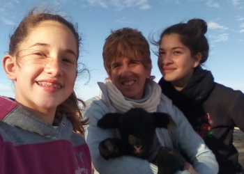 Rosita Dellafiore pasó las mil y una para poder vivir en su chacra de Laboulaye: Pero allí es feliz y sus ovejas le transmiten paz