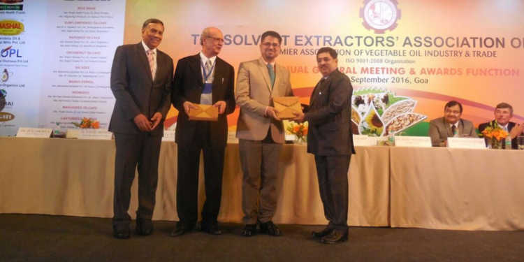 Bueno para la Argentina: India reduce a la mínima expresión el arancel de importación de aceite de soja y girasol