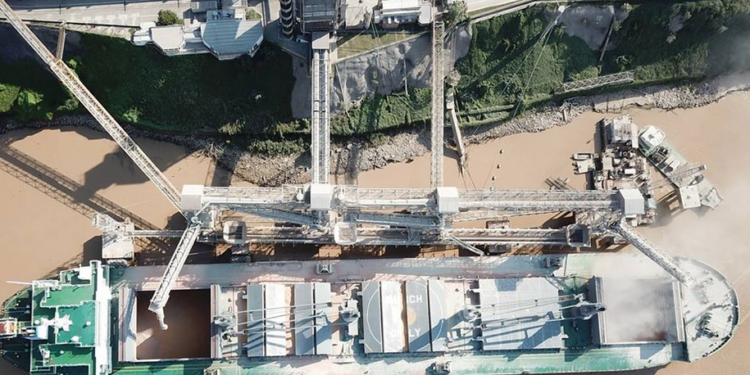 Buena noticia: Con las recientes lluvias se recuperó la capacidad de navegación en la Hidrovía del Paraná