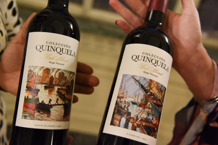 En la bodega riojana La Puerta, el agrónomo Javier Collovati impulsa mezclas de uvas con arte e historias