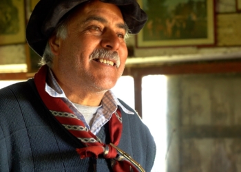 Valentín Verea de Rauch, soguero por vocación, trabaja como lo hacían los gauchos dos siglos atrás: “Por más explicación que tenga, uno lo tiene que ver”, asegura