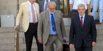 El abogado kirchnerista Eduardo Barcesat seguirá siendo uno de los empleados mejores pagos de Agricultura, sin tarea visible