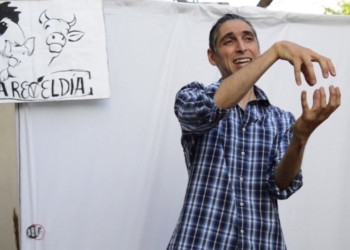 El veganismo ilustrado: Para el nutricionista Juan Esteche, “hay evidencia científica de que la proteína animal daña la salud pero muchos profesionales desoyen a la ciencia”