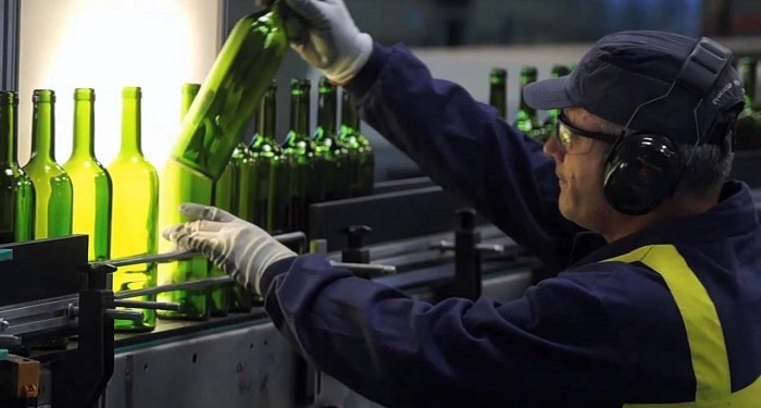 Se agrava el faltante de botellas de vidrio y la industria vitivinícola entró en el mes crítico de producción: ¿A qué se debe esta escasez?