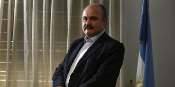 ¿Quién es Mario Ravettino? El eterno lobbista que finalmente está logrando el viejo anhelo de concentrar la industria frigorífica de la mano de un gobierno peronista